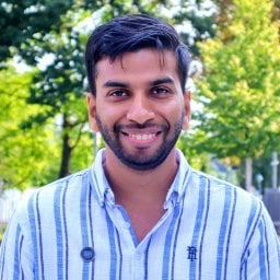 Akshay Saxena